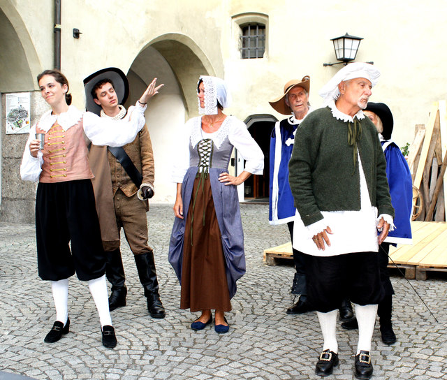 v.li. Lara Mair (Liniere), Felix Briegel (Christian), Christine Mair (Lise), Max. Kaiser sen. (2. Kavalier), Helmut Lamprecht (Rageneau)