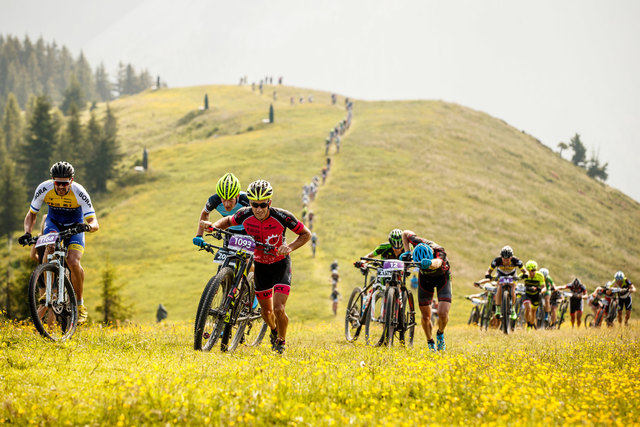 950 Teilnehmer nahmen die Marathon-Bewerbe in Angriff. | Foto: E. Haiden