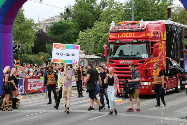 spö - soho regenbogenparade wien