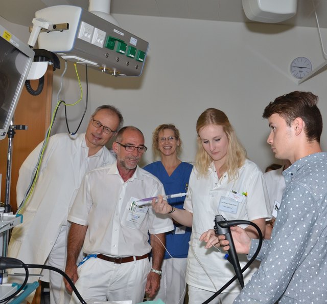 Beim vorjährigen MedSummerSchool-Endoskopie-Training. | Foto: Klinikum Horn