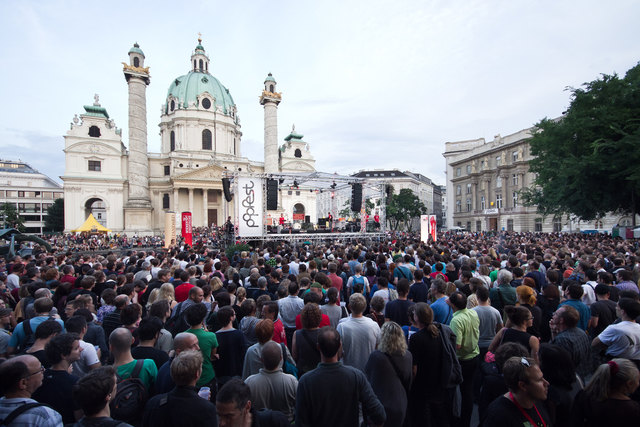 Tausende Menschen besuchen jedes Jahr das Gratisfestival mitten in der Stadt.