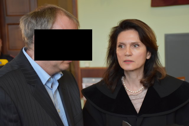 Der wegen Doppelmordes angeklagte Gerald B. mit seiner Verteidigerin Astrid Wagner.