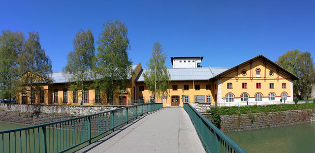 Die Pernerinsel ist heute die einzige verbliebene Insel der ursprünglich drei großen Salzachinseln der Salinenstadt. | Foto: Stadt Hallein