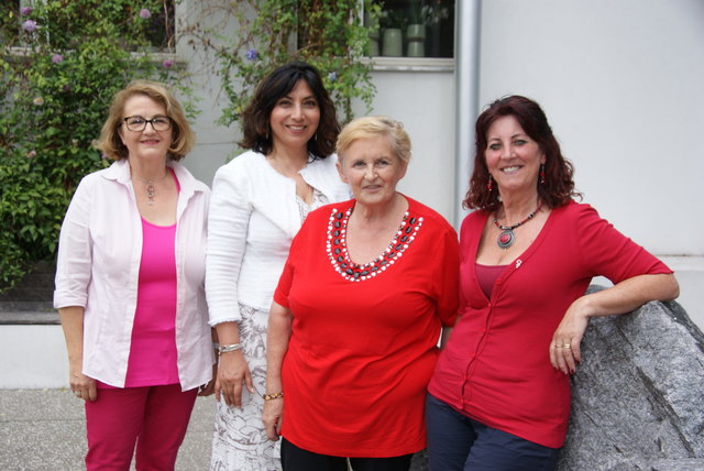 Die SPÖ-Frauen informierten heute über Einkommenssituation der Frauen im Bezirk Landeck: Roswitha Lentsch, Landesfrauenvorsitzende Selma Yildirim, Bezirksfrauenvorsitzende Brigitte Trötzmüller und Helga Fink (v.l.).