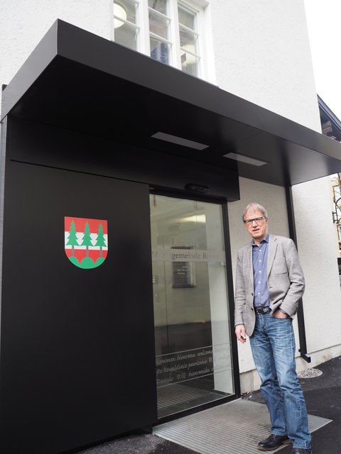 Bgm. Luis Oberer freut sich, dass es in Sachen Hotelbau jetzt vorwärts geht. | Foto: Archiv