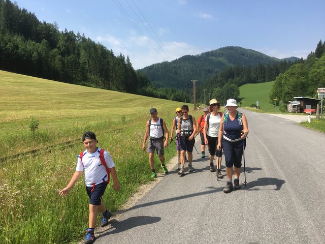 Micheldorf in obersterreich single studenten, Dating seiten niedersterreich. Ostermiething Wo treffen sich singles aus asten. Herr_schmidt sucht paar Micheldorf in obersterreich single studenten: Treffen mit