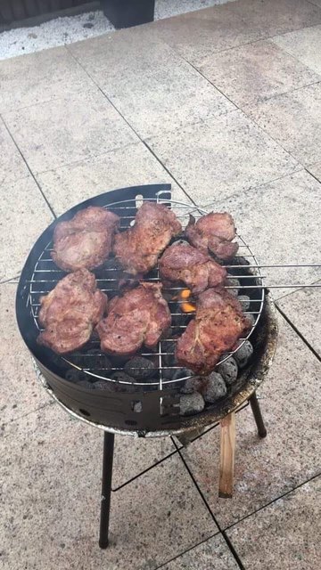 Mega Grill