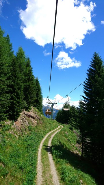 ...Hochstein...Sessellift zur Sternalm heuer zum ersten Mal im Sommer geöffnet, täglich von 9.15 bis 16.30