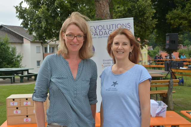Sabine Priller und Burgi Filzmoser von Evolutionspädagogik