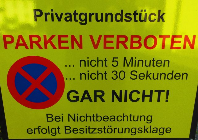 eindeutiges Parkverbotsschild