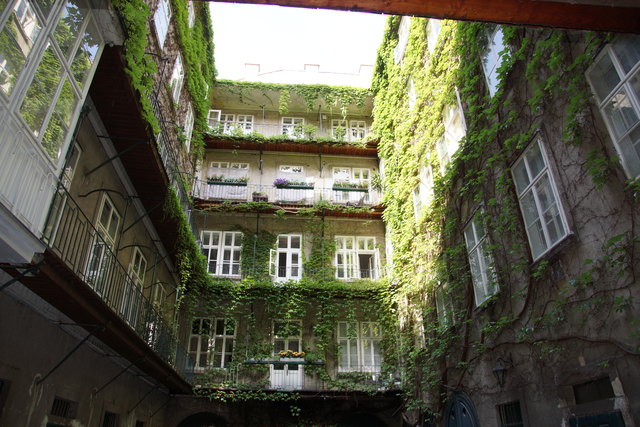 Hinterhöfe - Liesing