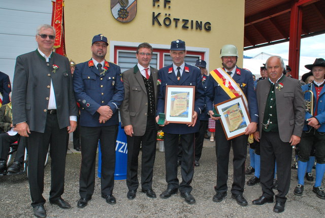 Vizebürgermeister Christian Tribelnig, Feuerwehrkommandant Hans Unterlerchner, Bürgermeister Wolfgang Klinar, Josef Faschauner, Hans Michael Zojer und Gemeinderat Josef Obweger