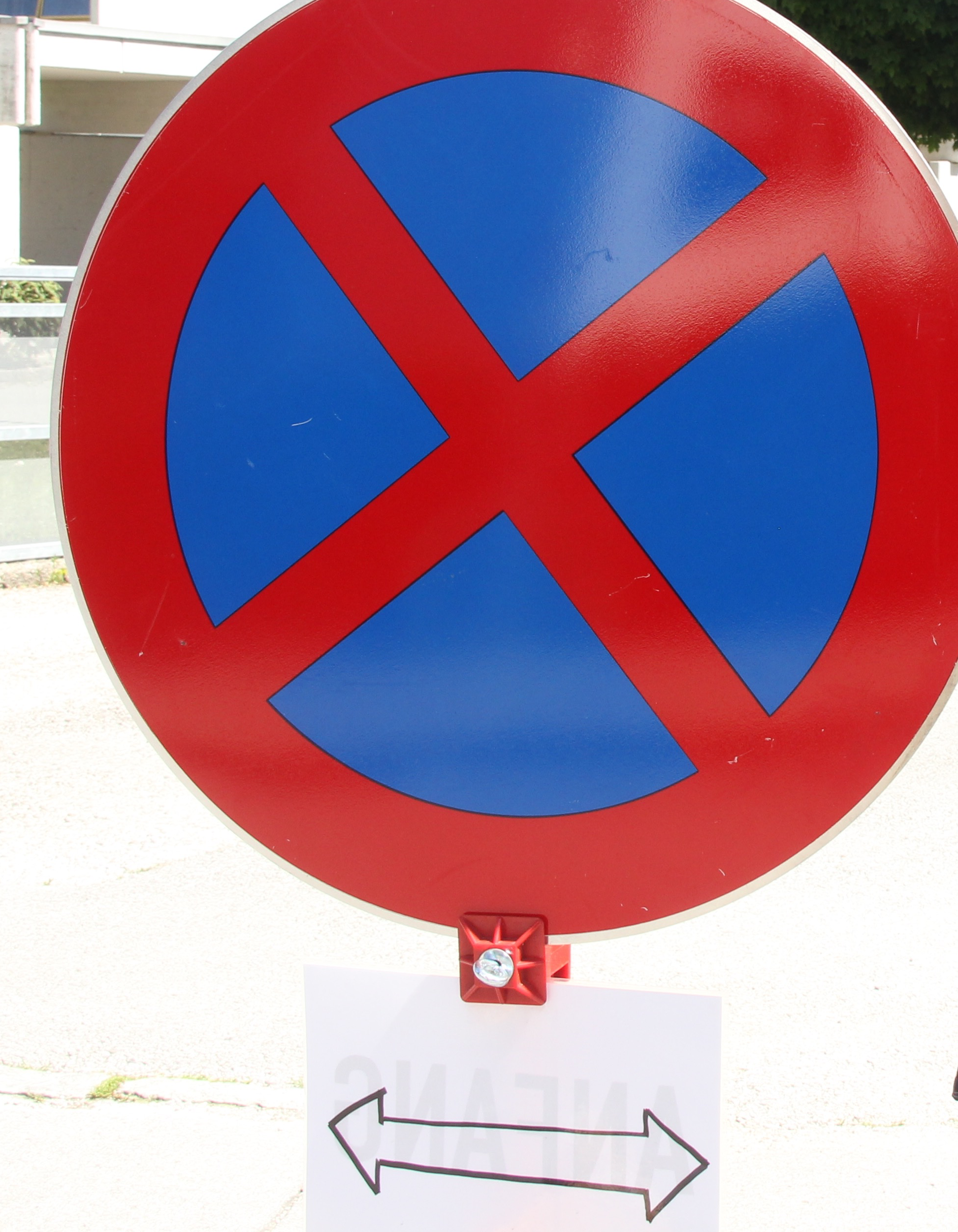 Temporäre Parkverbote sind in Innsbruck keine Seltenheit.