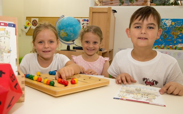 Valentina, Julia und Luka freuen sich schon jetzt auf die Neuerungen in der Schule | Foto: KK