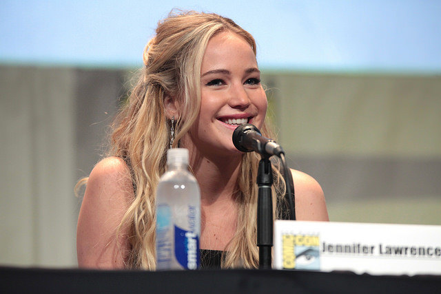 Jennifer Lawrence traf in Paris auf Robert Pattinson. | Foto: GageSkidmore,flickr CC BY SA 2.0