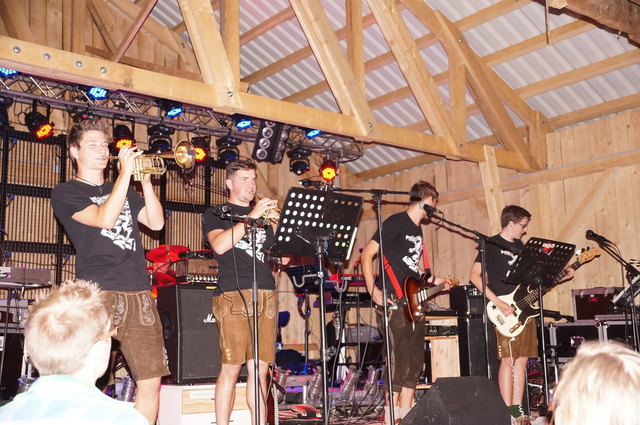 "B23" spielen Samstagabend in der Brechlhütte auf. | Foto: Schruf