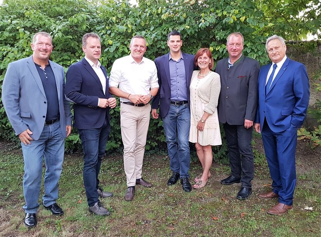 V.l.n.r.: NAbg. Kumpitsch, NAbg. Rauch, KO LAbg. Kunasek, LAbg. Hannes Amesbauer, LAbg. Schartel, NAbg. Zanger, NAbg. Riemer.