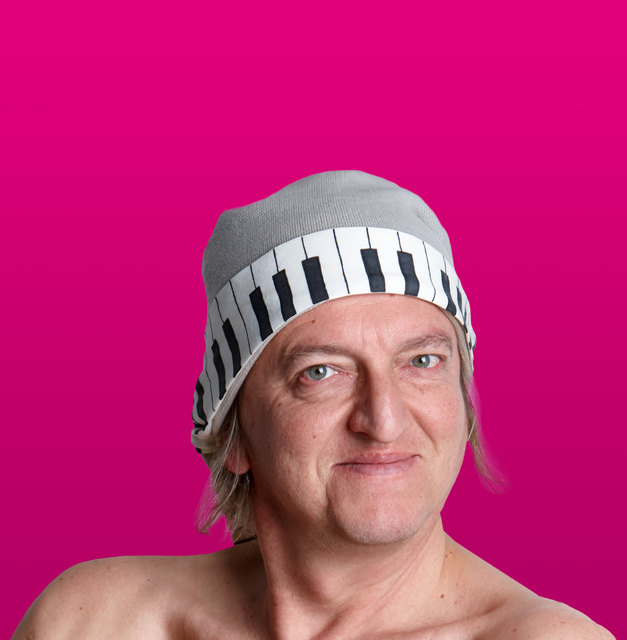 Klar zu sehen: Markus Linder begibt sich wieder auf seine berühmte "Tasta-Tour".