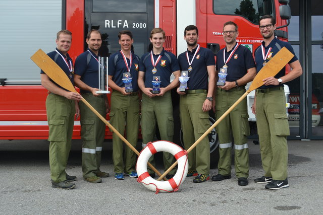 Josef Kammerhuber, Christoph Blumenschein, Matthias Laaber, Christoph Wallergraber, Stephan Sinn, Herbert Neustifter und Robert Sinn (v. li.). | Foto: FF Dietach