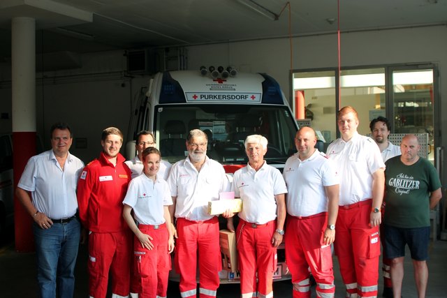 v.l.n.r. Bgm. Karl Schlögl, Markus Ulreich, Johannes Schida, Agnes Karnberger, Klaus Frybort, Gerhard Groher, Christoph Stieber, Wolfgang Uhrmann, Peter Barfuss, Wilhelm Rössler (Foto: RKNÖ | Christoph Schipany)