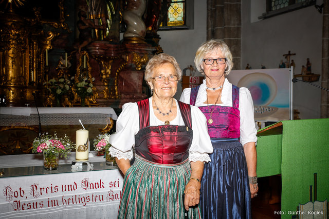 Obfrau Siegrid Blaha (r.) mit Kathi Höllinger.