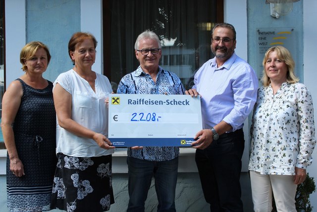 von links: Gabi Steckbauer, Eva-Maria Reiter Scholl, Uwe Schmidt (Mitte), Walter Mayr und Anna Hangöbl
