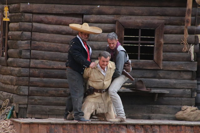 Kämpfe und immer ...