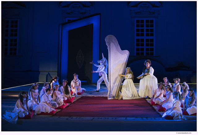 operklosterneuburg 2017, Florina Ilie (Alice), Daniela Fally (La Comtesse Adèle), Carole Wilson (Dame Ragonde) | Foto: Foto Lukas Beck