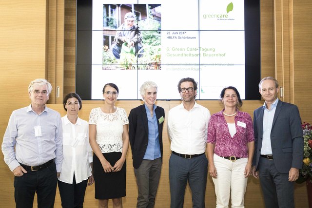 Bei der sechsten Green Care Jahrestagung in Wien: Georg Lexer, Andrea Unterguggenberger, Alexandra Weilhartner, Nicole Prop, Carsten Alex, Reingard Winter-Hager und Robert Fitzthum. | Foto: Poncioni