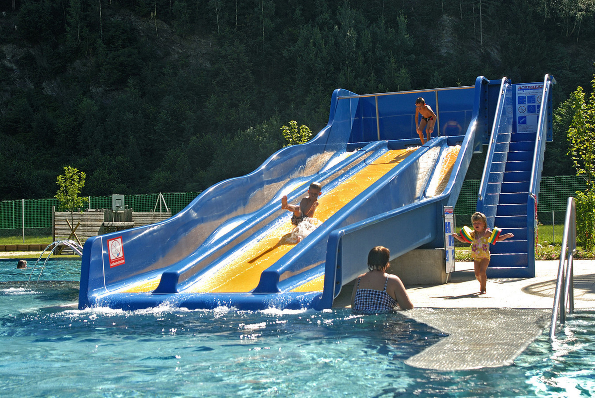 Badewelt Stumm: Schwer beliebt - Schwaz