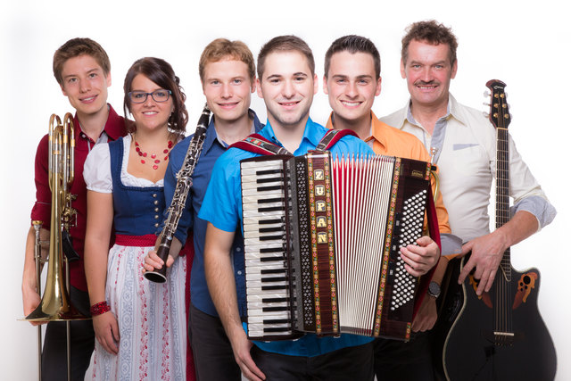 Die "Ötscherland-Buam" werden beim Scheunenfest am Wasserrad in Zarnsdorf für tolle musikalische Unterhaltung sorgen. | Foto: Michael Schafranek