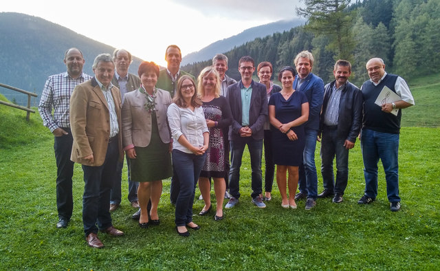 Starkes Team: Das Leader-Projektauswahlgremium der LAG Almenland und Energieregion Weiz-Gleisdorf. | Foto: Energieregion