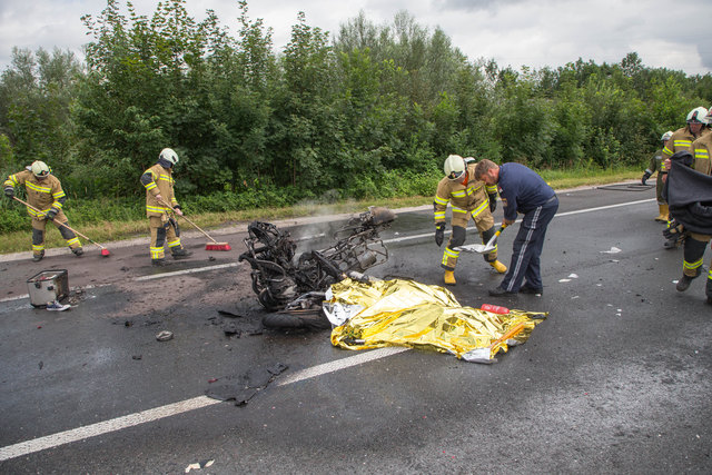 Der Motorradfahrer verbrannte bis zur Unkenntlichkeit. | Foto: Franz Neumayr