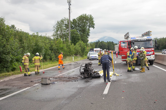 Der Motorradfahrer verbrannte bis zur Unkenntlichkeit. | Foto: Franz Neumayr
