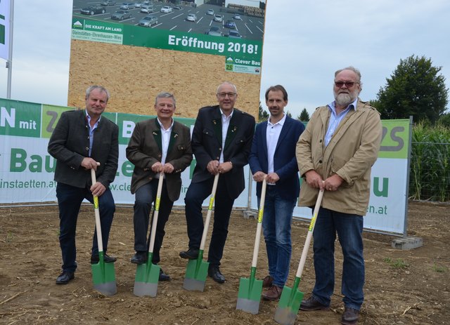 Gebündelte Kraft: Bgm. Franz Koller, GF Rudolf Schwarzl, Karl Milhalm, Werner Kürbisch und Hugo Kapun.