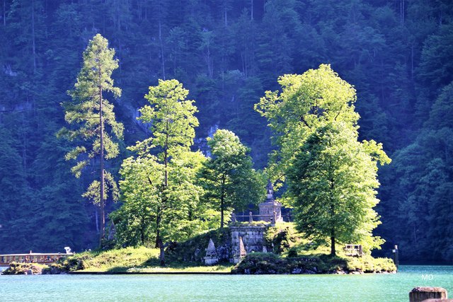 Insel Christlieger mit Statue Hl. Nepomuk