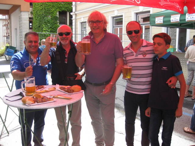Vom Partnerclub LC Cividale fühlte sich Präsident Stefano Ballach mit seinen Freunden Fabiano, Denis, Luigiano und Alesandro, (v.l.) in der Wulfäniastadt richtig wohl. | Foto: P. Tiefling/KK