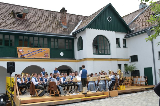 Der Musikverein Ybbsitz sorgte in Perwarth für tolle musikalische Unterhaltung.