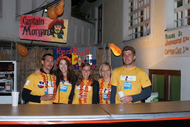 Die Beachparty Crew der JVP Schützen kümmerte sich um das leibliche Wohl der zahlreichen Partygäste