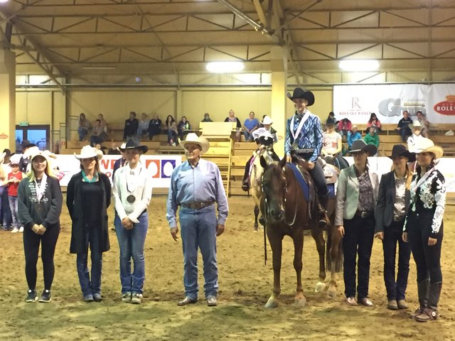 Die junge Westernreiterin Carina Machacek aus Markt Piesting wurde mit ihrem Pferd Solo Del Cielo hervorragende 3. bei der NRHA in Polen!