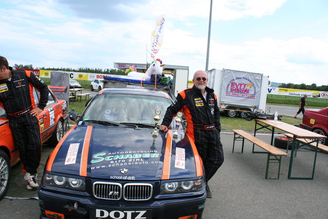 Ronny Büchner BMW E36 325i - S1 | Foto: Fuzzi Helm für school-of-drift