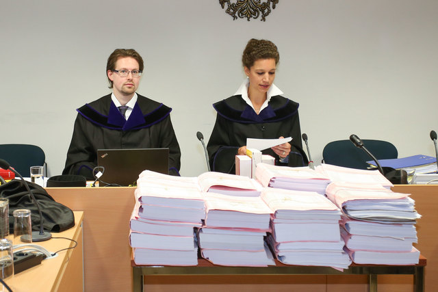 Prozess um den Swap-Deal zwischen Stadt und Land am Salzburger Landesgericht | Foto: Franz Neumayr/SB