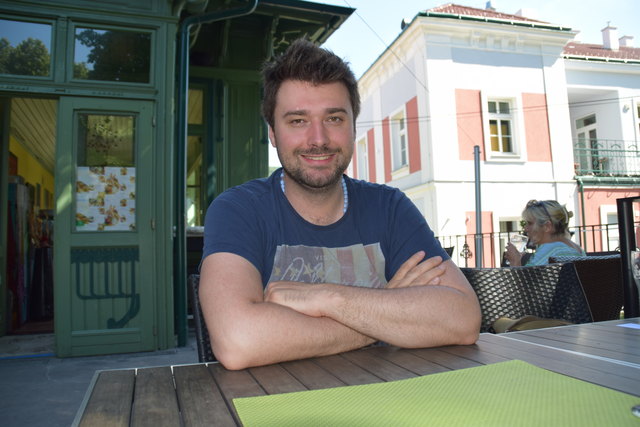 Rory Six ist Autor und Komponist des Musicals 'Luna'. Der gebürtige Belgier lebt in Gablitz.