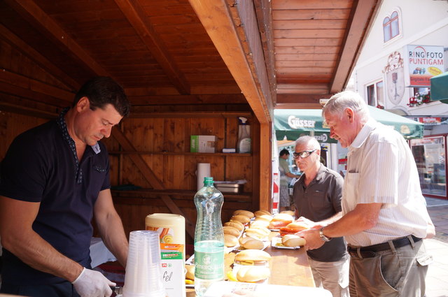 Über 400 Portionen richtete M. Brunn an diesem Vormittag her.