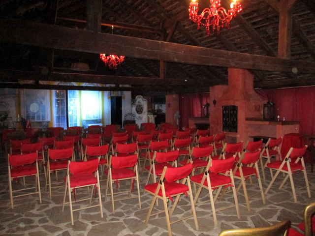 Im Theater
