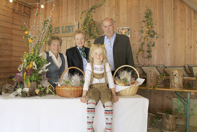 Ein aktiver Verein: Obmann Alfred Scheinost mit Gattin Aurelia, Nichte Gioia und Schriftführerin Christine Haas (l.). | Foto: KK