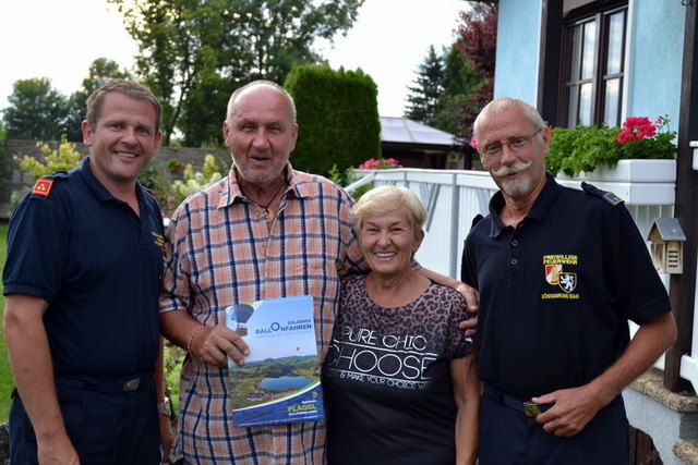 Hat eine Ballonfahrt gewonnen: Eva Veitl aus Königsbrunn. | Foto: FF Königsbrunn / Nemec