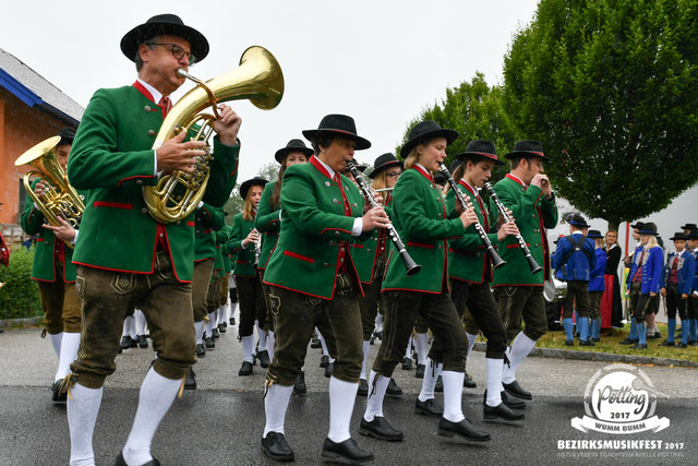 Der MV Taufkirchen nimmt jedes Jahr bei der Marschwertung im Zuge des Bezirksmusikfestes teil. | Foto: bemufe2017.mv-poetting.at