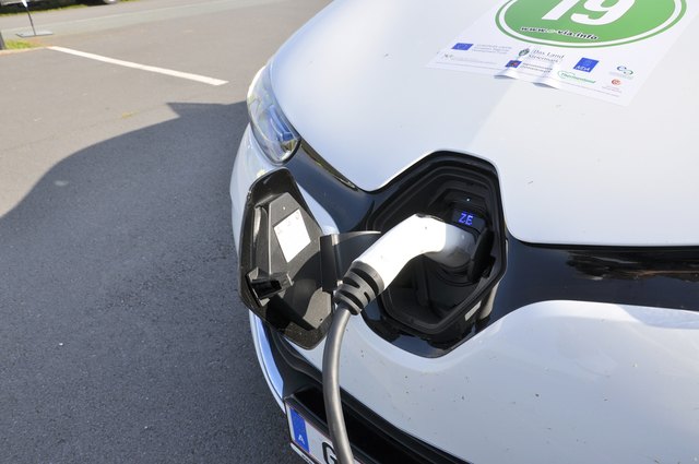 2,9 Prozent der Neuzulassungen im ersten Halbjahr waren Elektroautos.