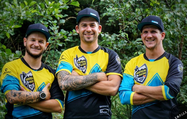 Die drei Mountainbiker: Stefan Müller, André Lesacher und Martin Walder haben ein ambitioniertes Ziel